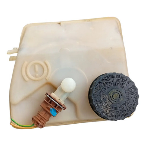 Reservatório Fluído Freio Peugeot 206 207 2001 2002 A 2014